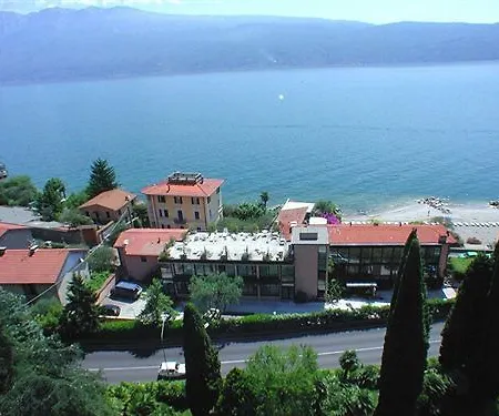 Otel Lido Gargnano